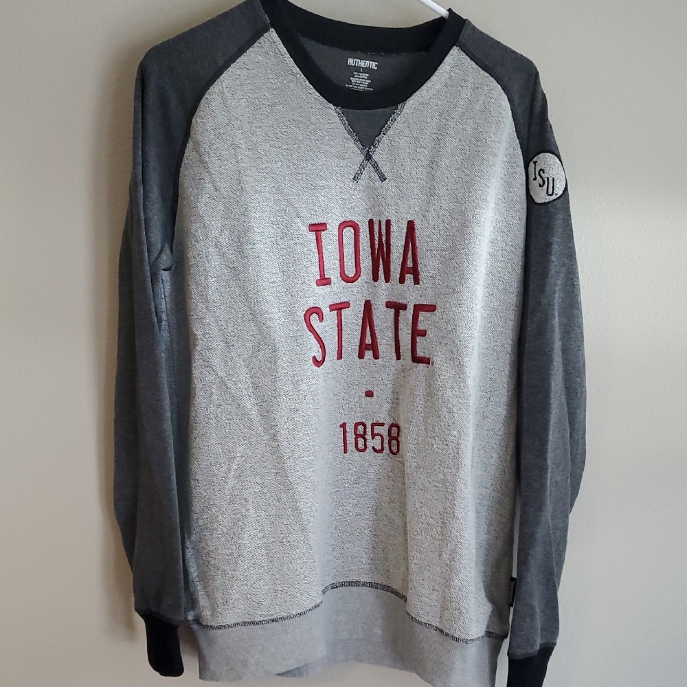 Authentic mens size large Iowa State Sweatshirt in Gray and Red